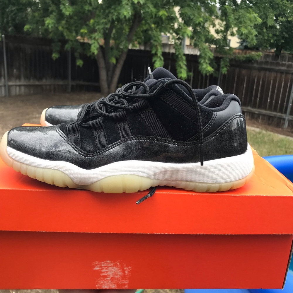 Youth retro 11 low